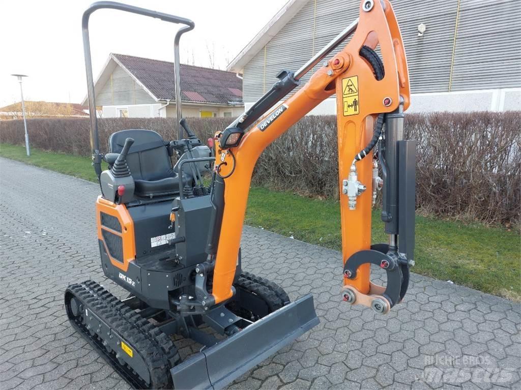 Develon DX10-7 Miniescavadeiras