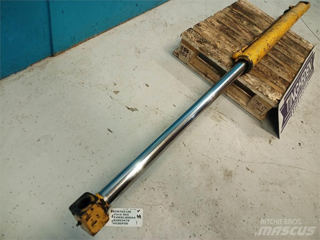 Ford 655 Lanças e braços dippers