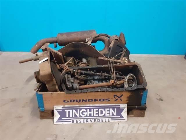 Ford 678 HTA Motores agrícolas