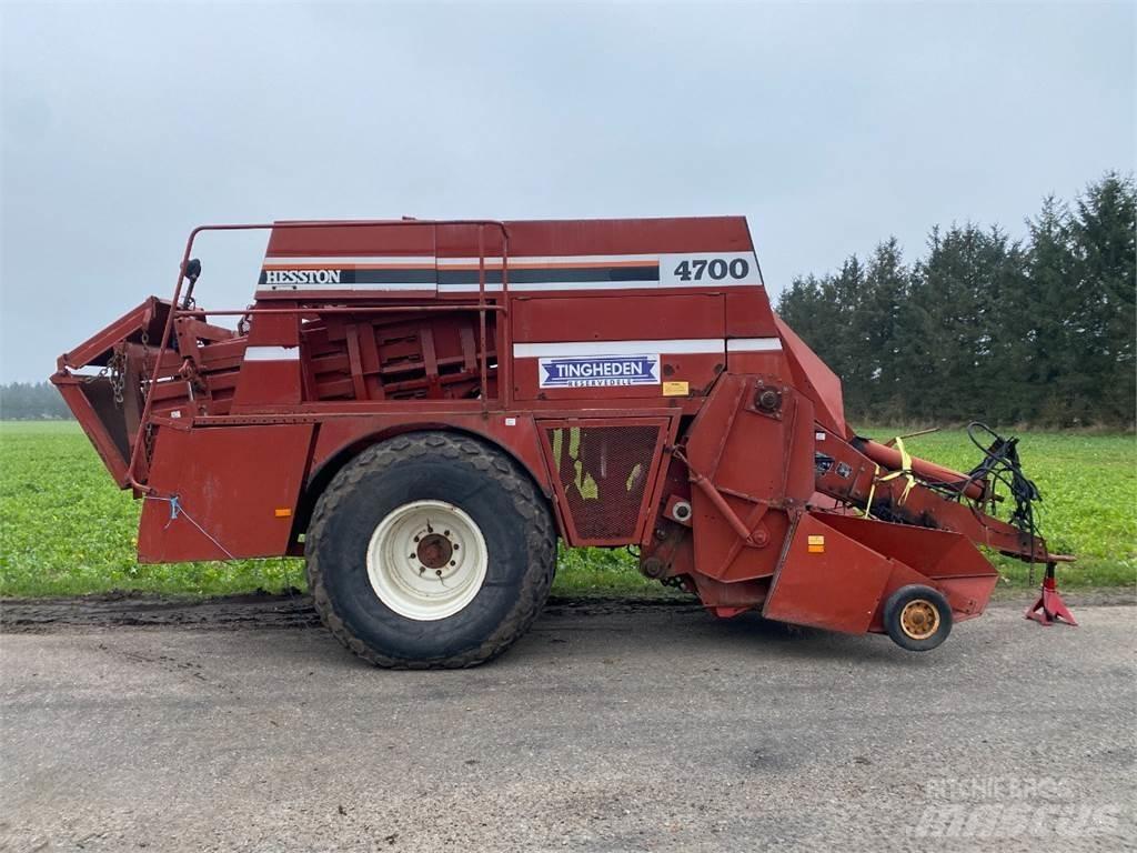 Hesston 4700 Enfardadeira de fardos quadrados
