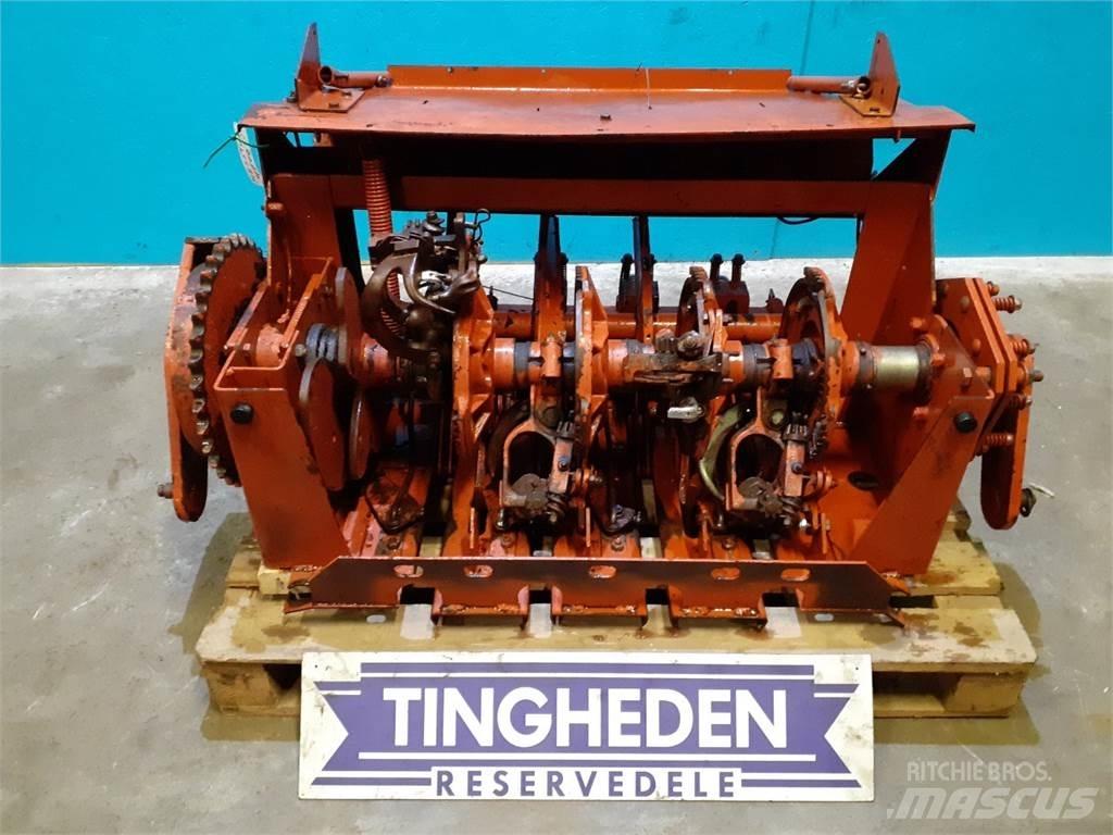 Hesston 4700 Outros equipamentos de forragem e ceifa