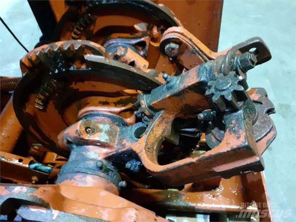 Hesston 4700 Outros equipamentos de forragem e ceifa