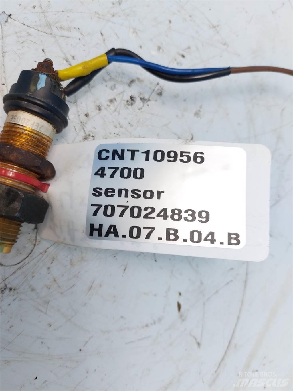 Hesston 4700 Electrónica
