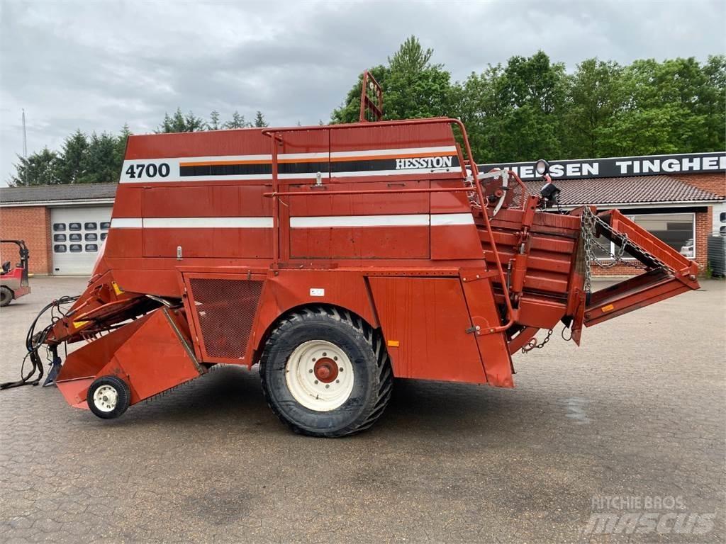 Hesston 4700 Enfardadeira de fardos quadrados