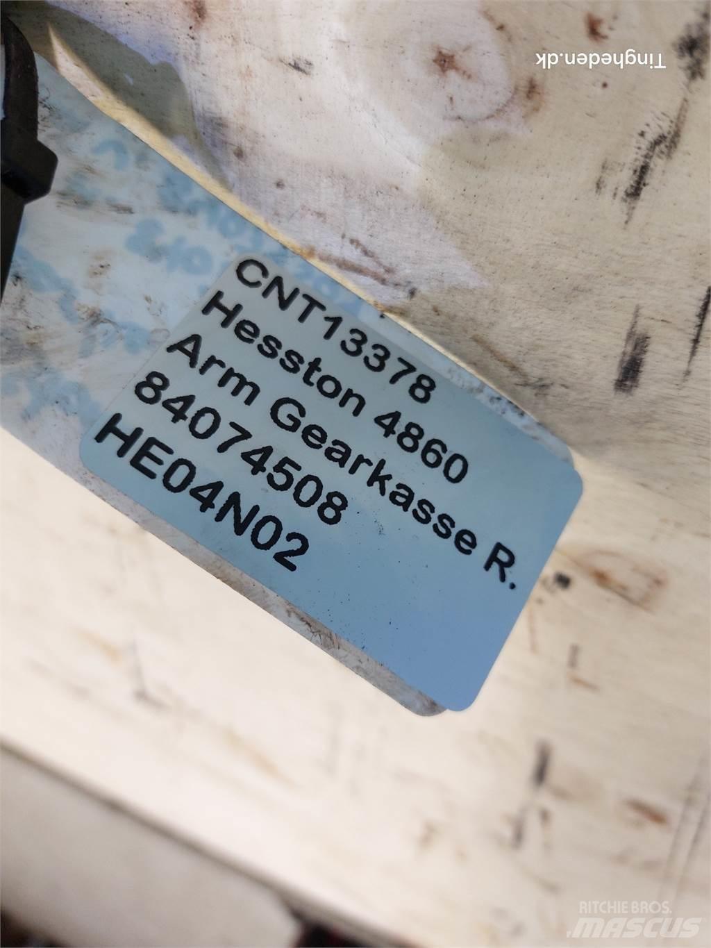 Hesston 4860 Transmissăo