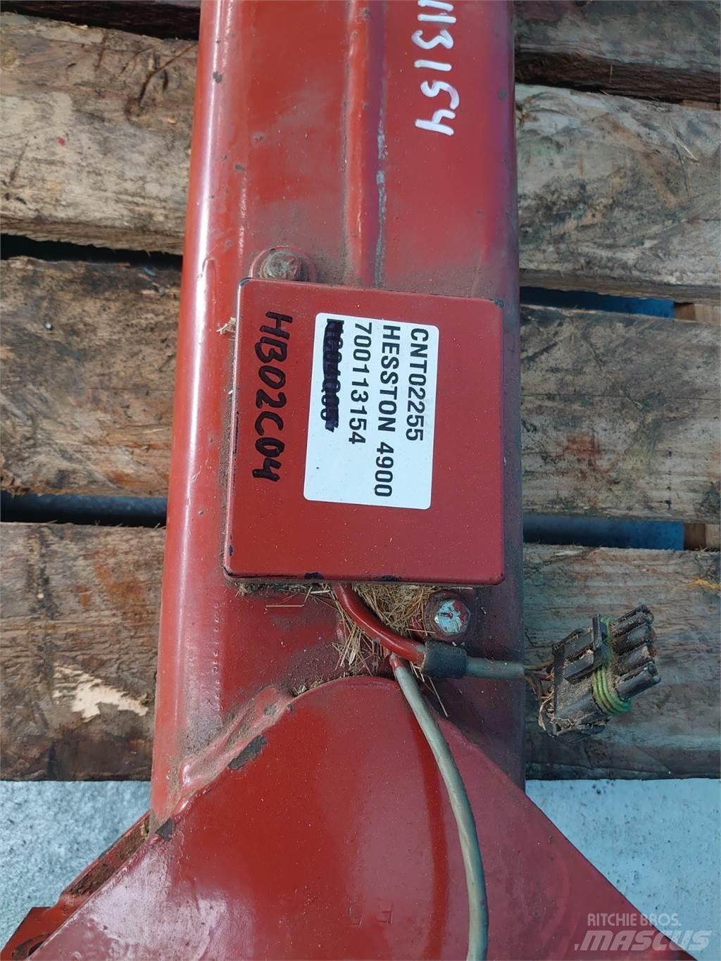 Hesston 4900 Outros equipamentos de forragem e ceifa