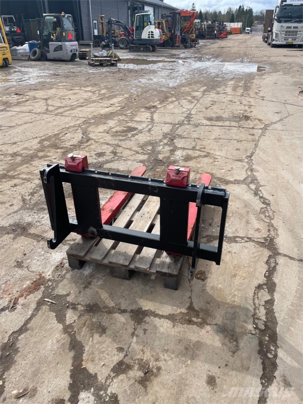 Hydrema 5000kg Garfos