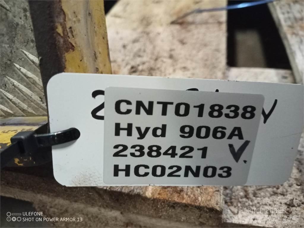 Hydrema 906A Baldes crivo