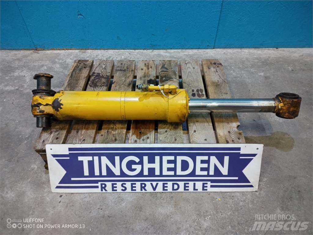 Hydrema 906B Lanças e braços dippers