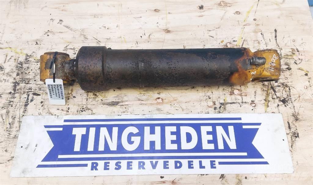Hydrema 906B Lanças e braços dippers