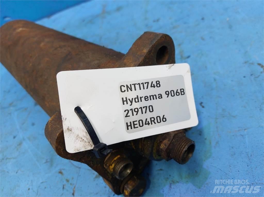 Hydrema 906B Retroescavadoras