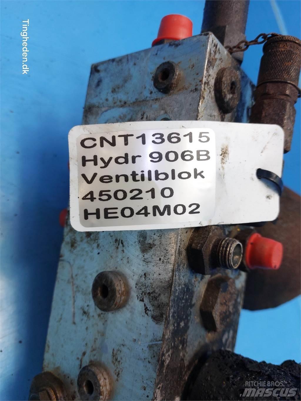 Hydrema 906B Hidráulica