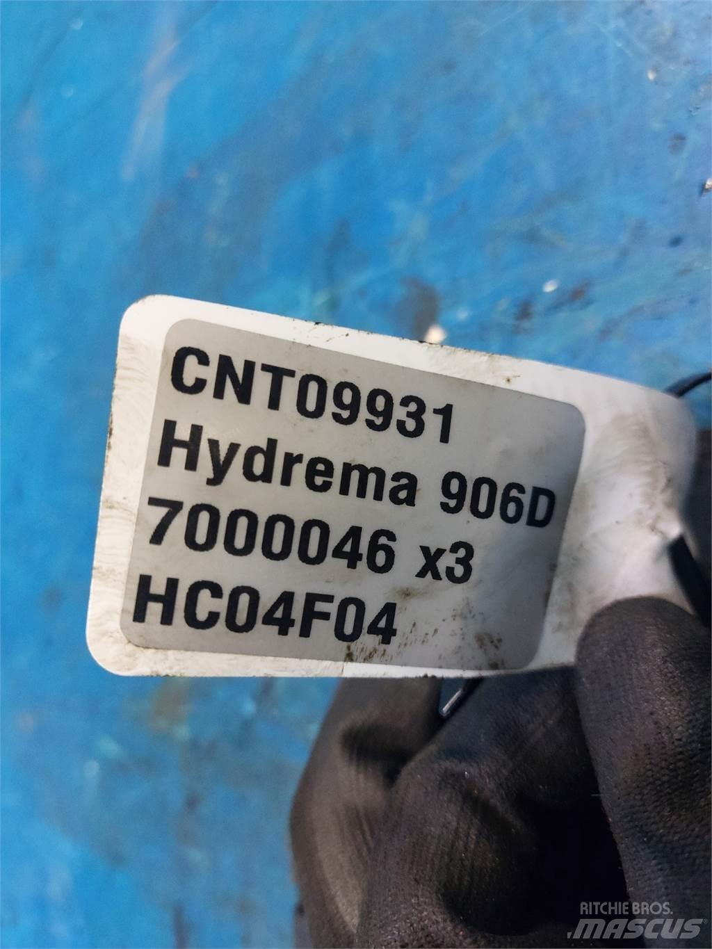 Hydrema 906D Transmissăo