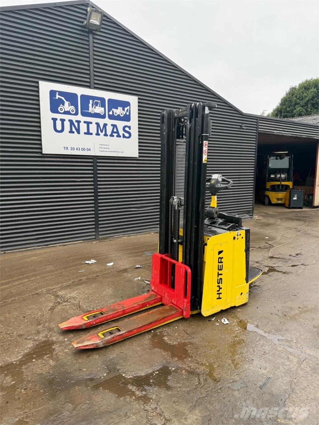 Hyster S1.5 Porta-paletes manuais