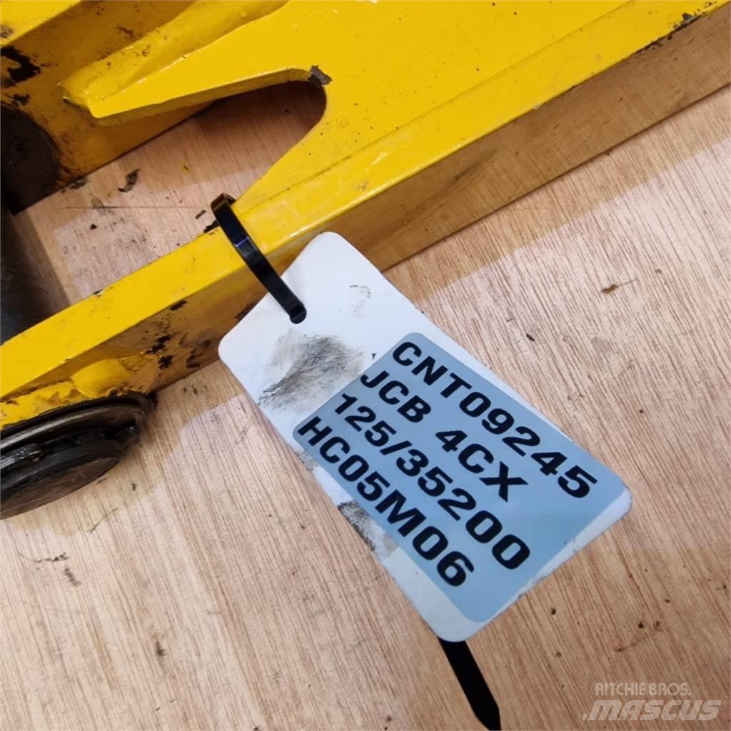 JCB 4CX Lanças e braços dippers