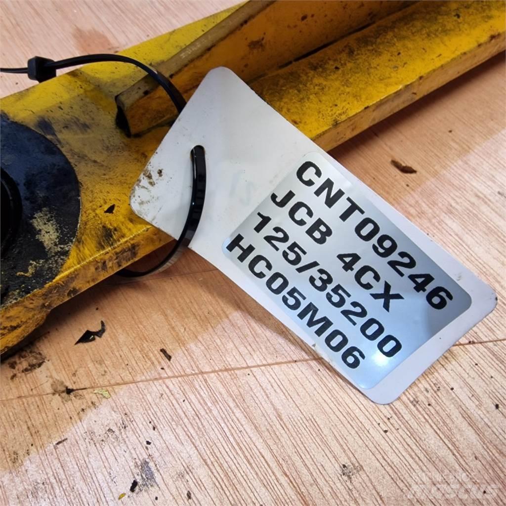 JCB 4CX Lanças e braços dippers