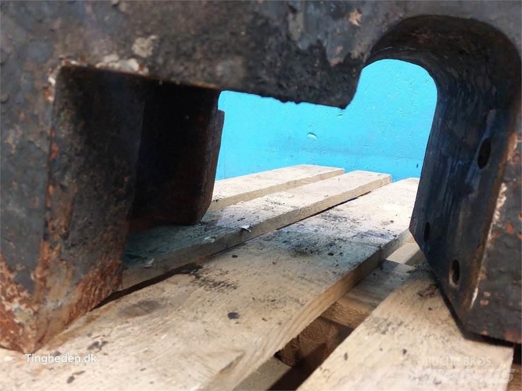 JCB 560-80 Baldes crivo