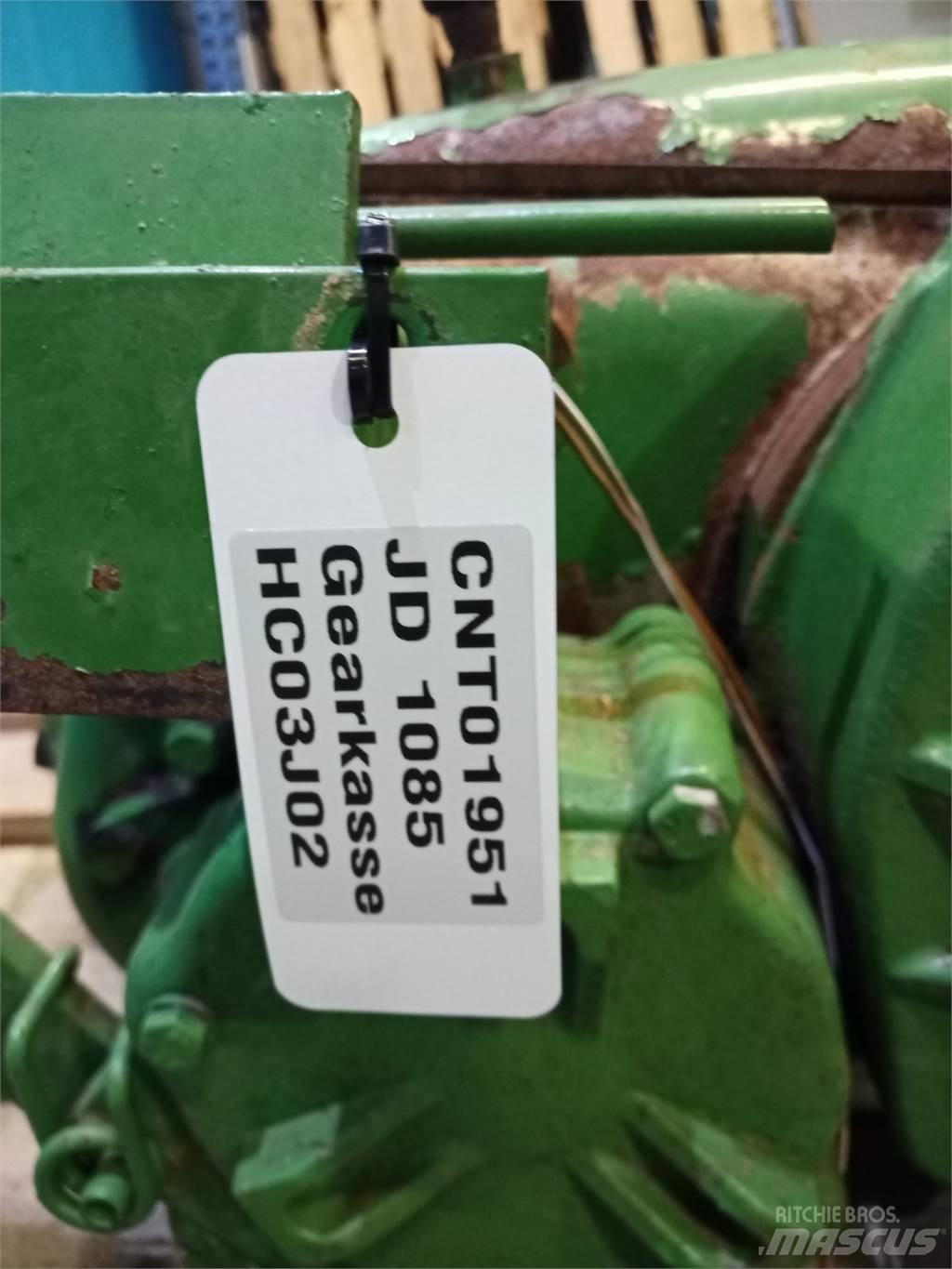 John Deere 1085 Transmissăo