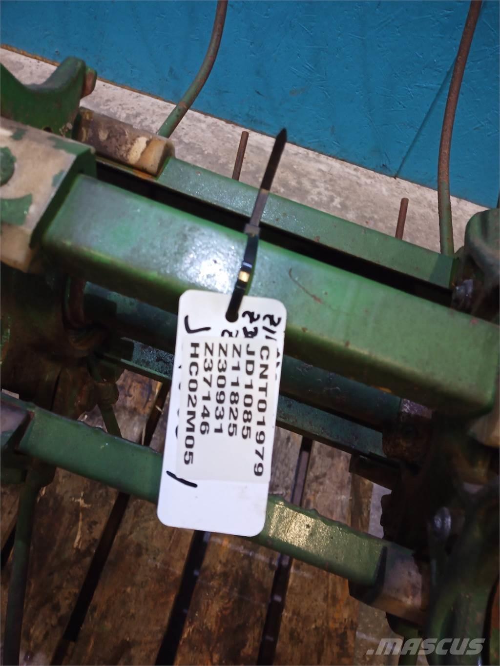John Deere 1085 Acessórios de ceifeiras debulhadoras