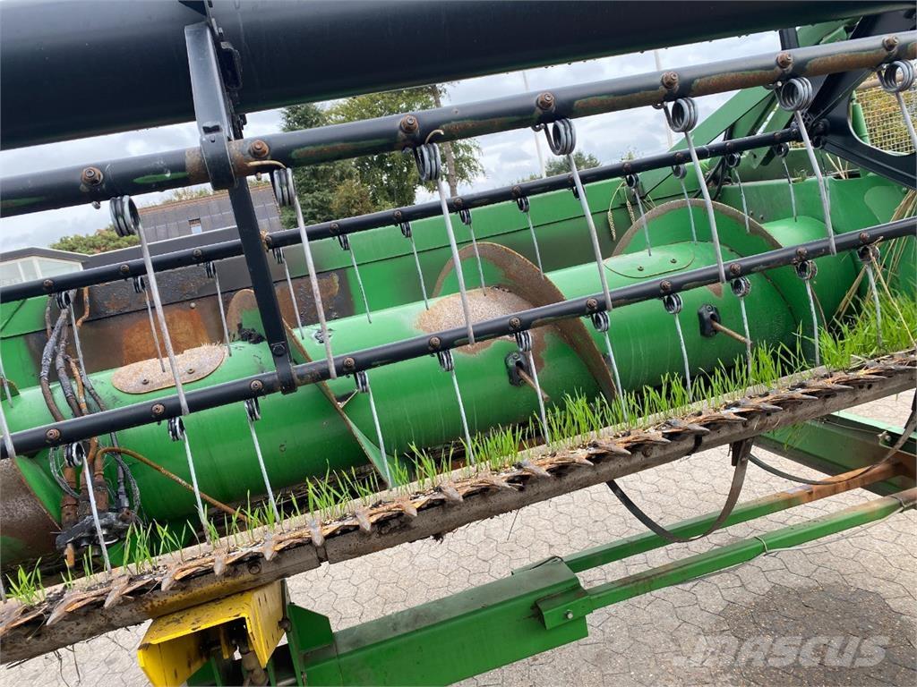 John Deere 25 Acessórios de ceifeiras debulhadoras