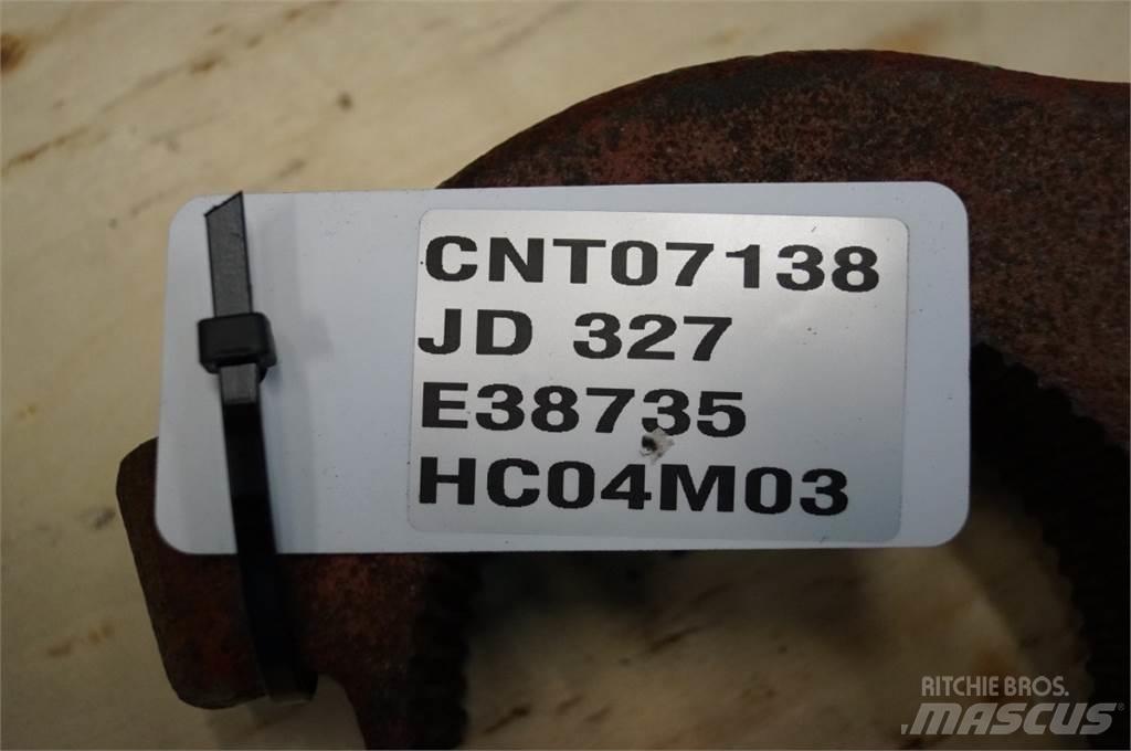 John Deere 327 Reboque de fardos