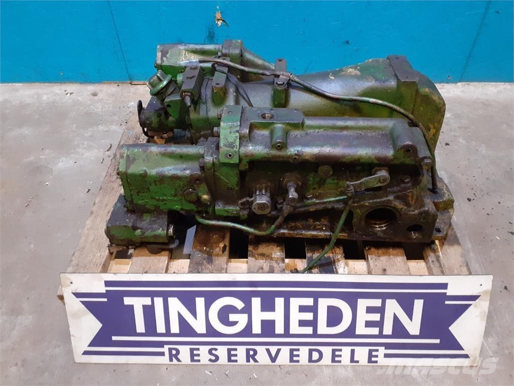 John Deere 4040 Transmissăo