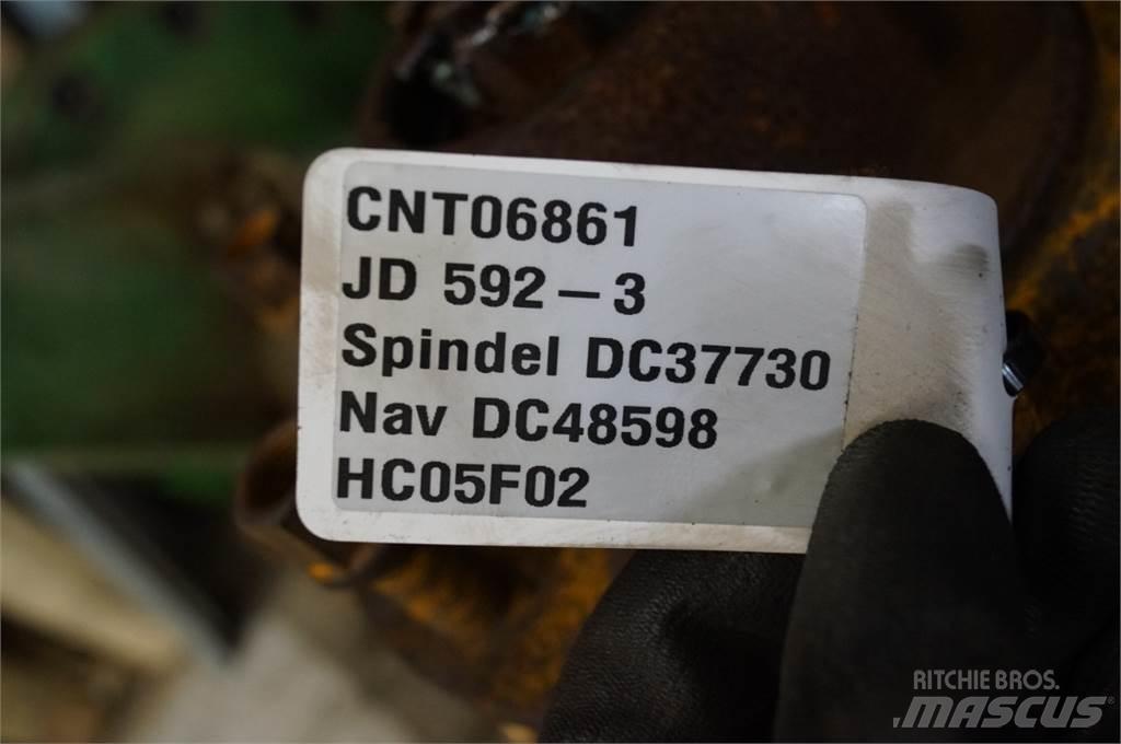 John Deere 592 Eixos