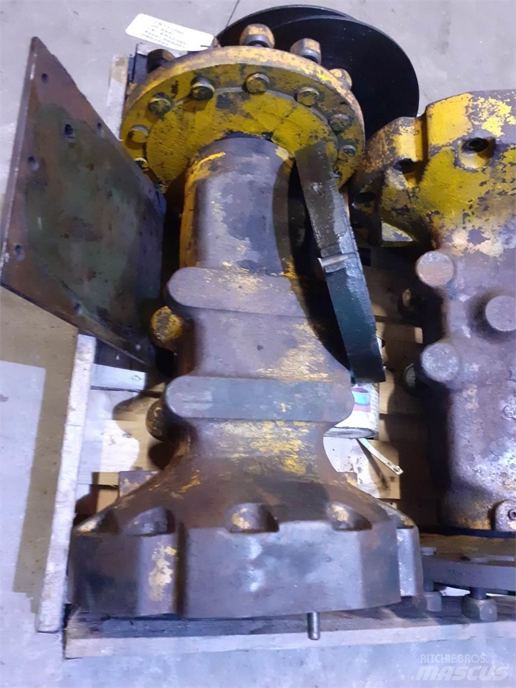 John Deere 644C Eixos