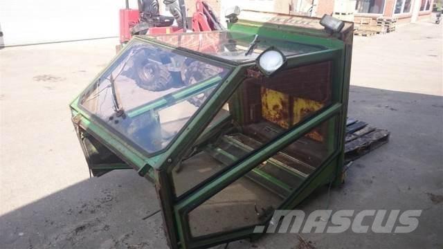 John Deere 975 Cabina