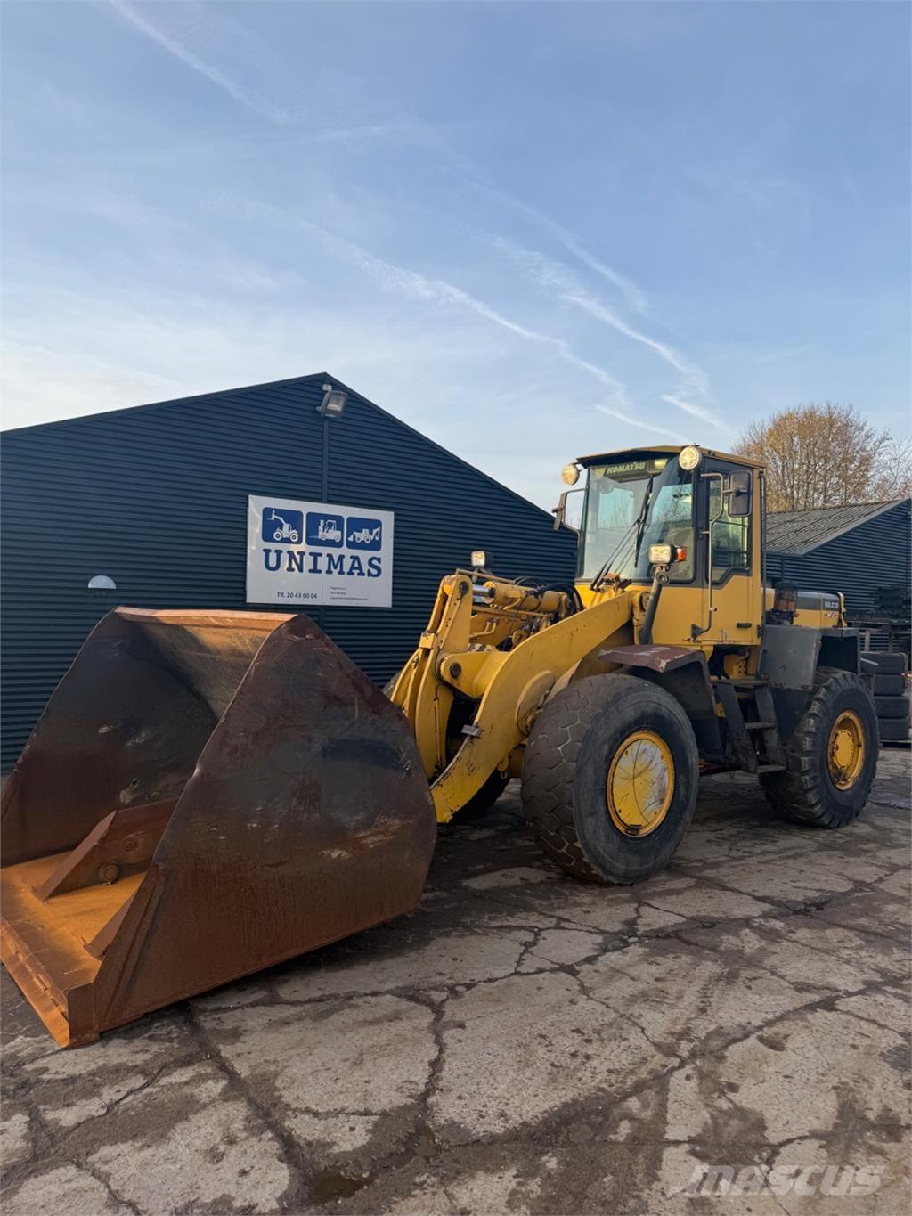 Komatsu WA270-3 Carregadeiras de rodas