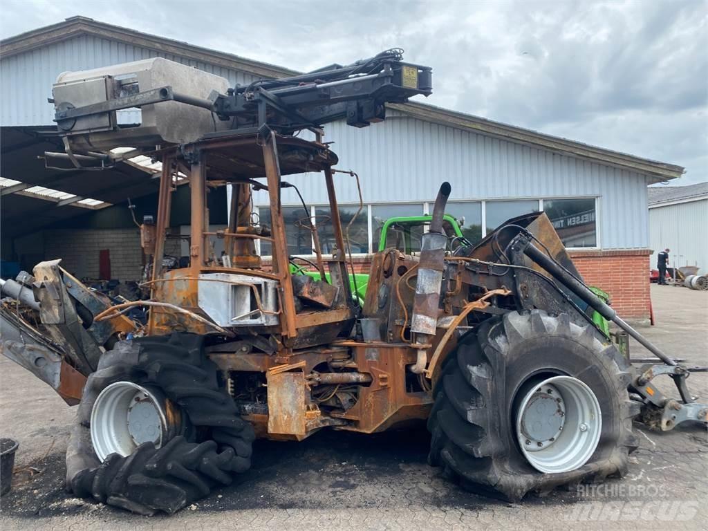 Lännen 8600C Retroescavadeiras