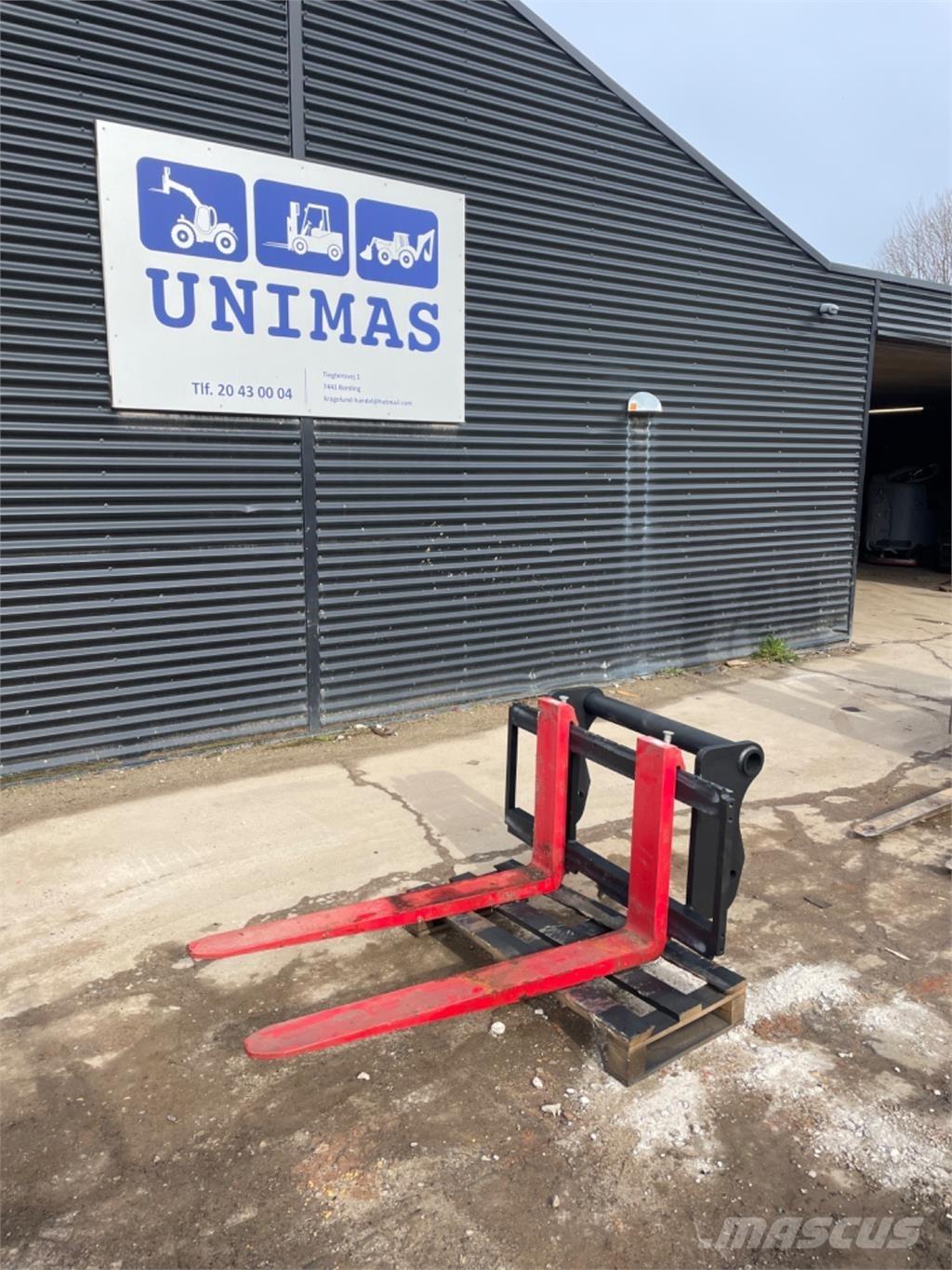 Manitou 5000kg Garfos