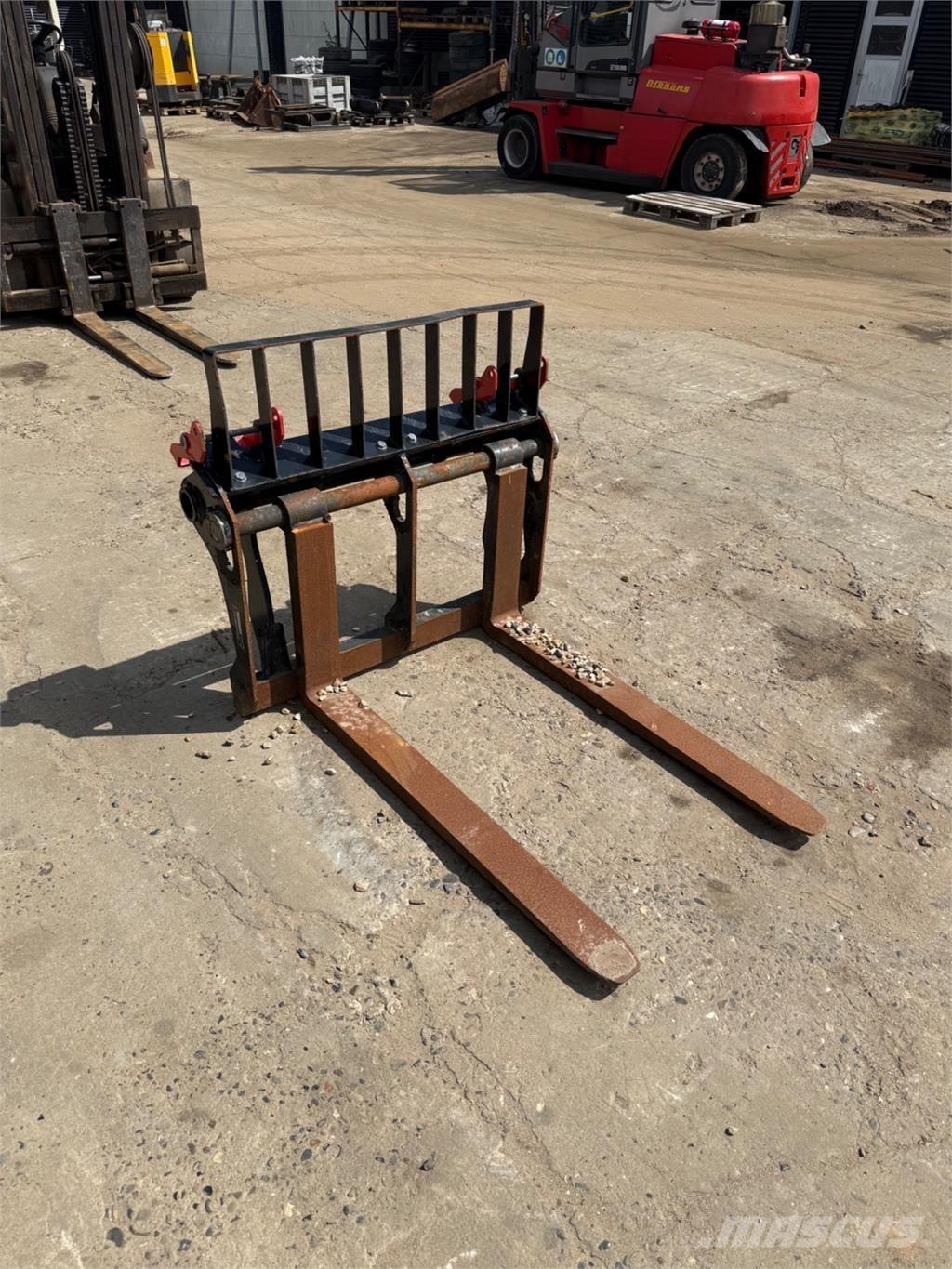 Manitou 625 Garfos
