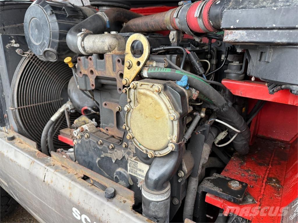 Manitou MHT860L Manipulador telescópico