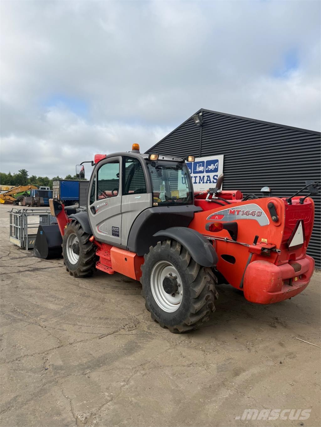 Manitou MT1440 Manipulador telescópico