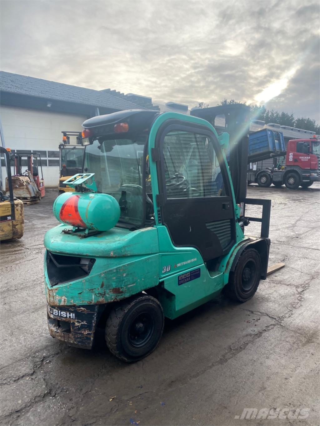 Mitsubishi FG30 Empilhadores a gás