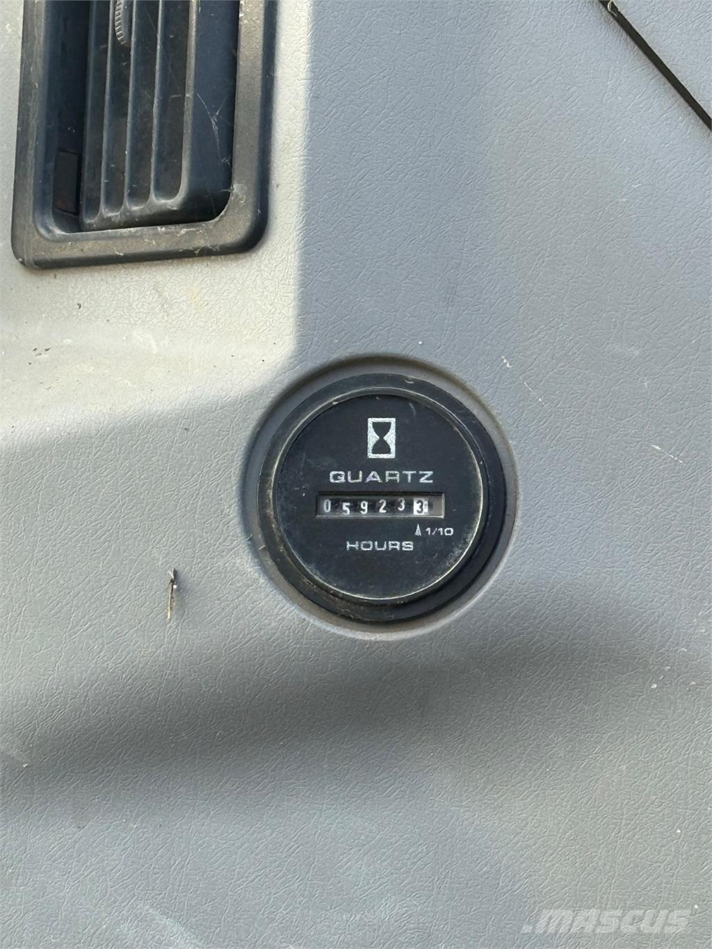 New Holland E305 Escavadeiras de esteiras