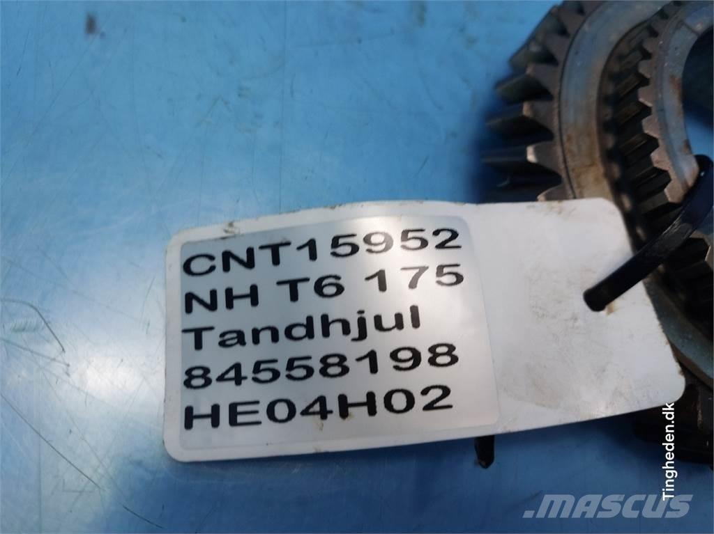 New Holland T6 Transmissăo