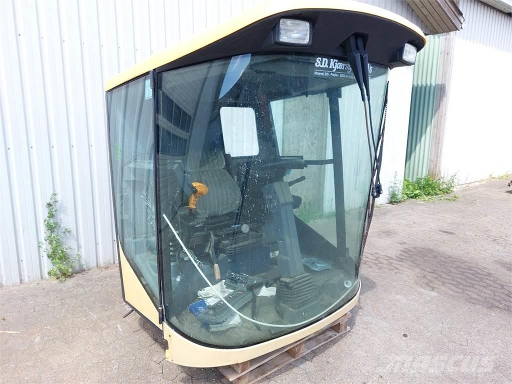 New Holland TX65 Cabina