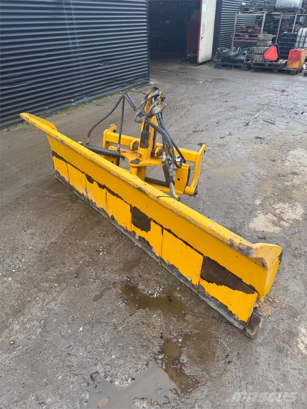 Snowline 2470 Lâminas de neve e arados