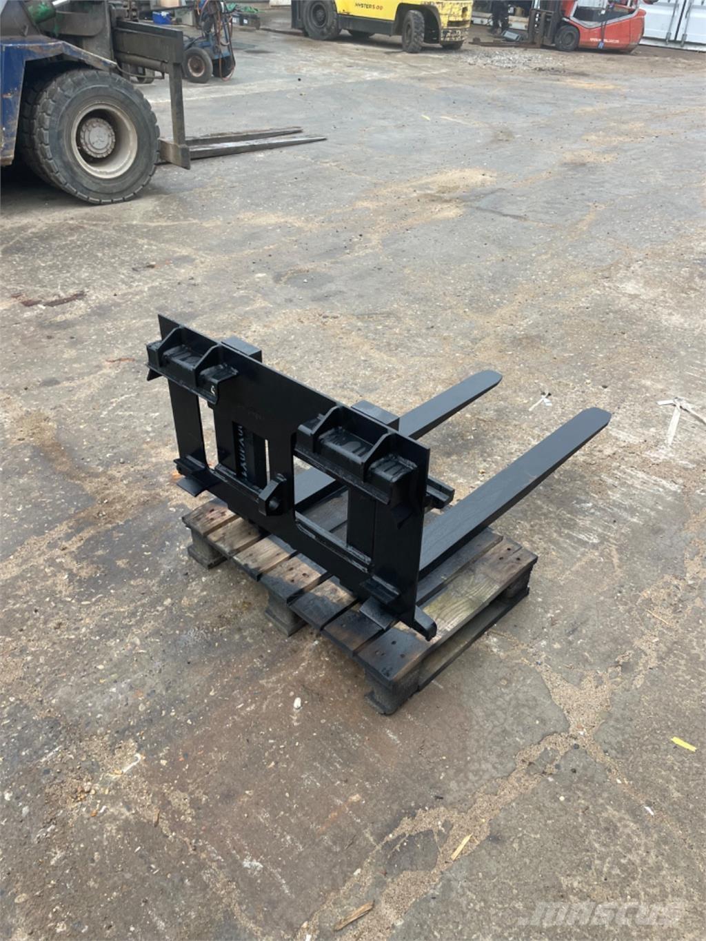 Thaler 2500kg Mini carregadoras