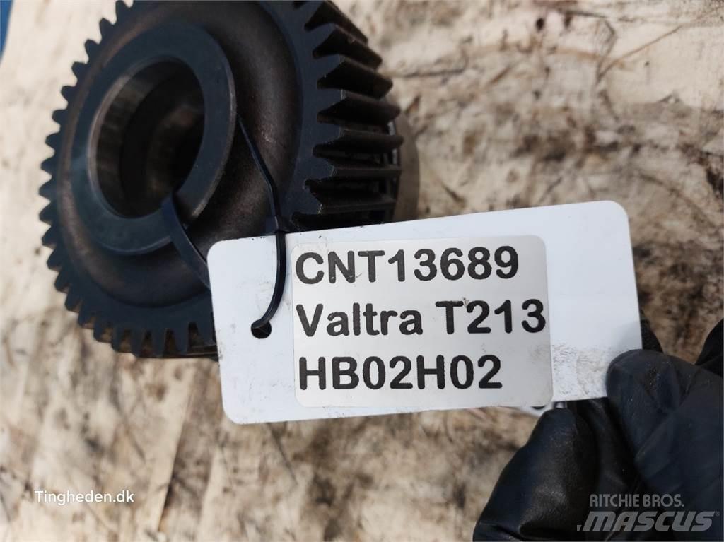 Valtra T213 Transmissăo