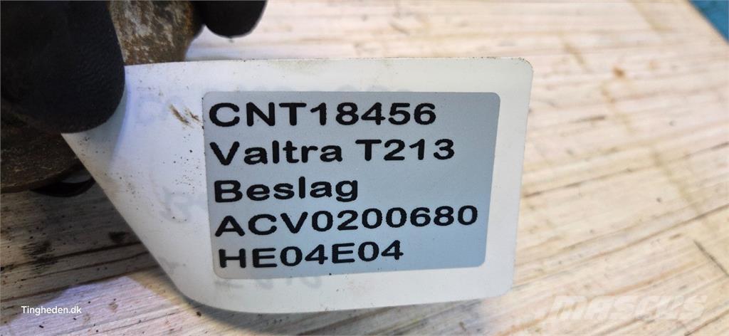 Valtra T213 Outros acessórios de tractores