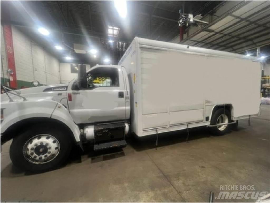 Ford F650 Camiões de entrega de bebidas