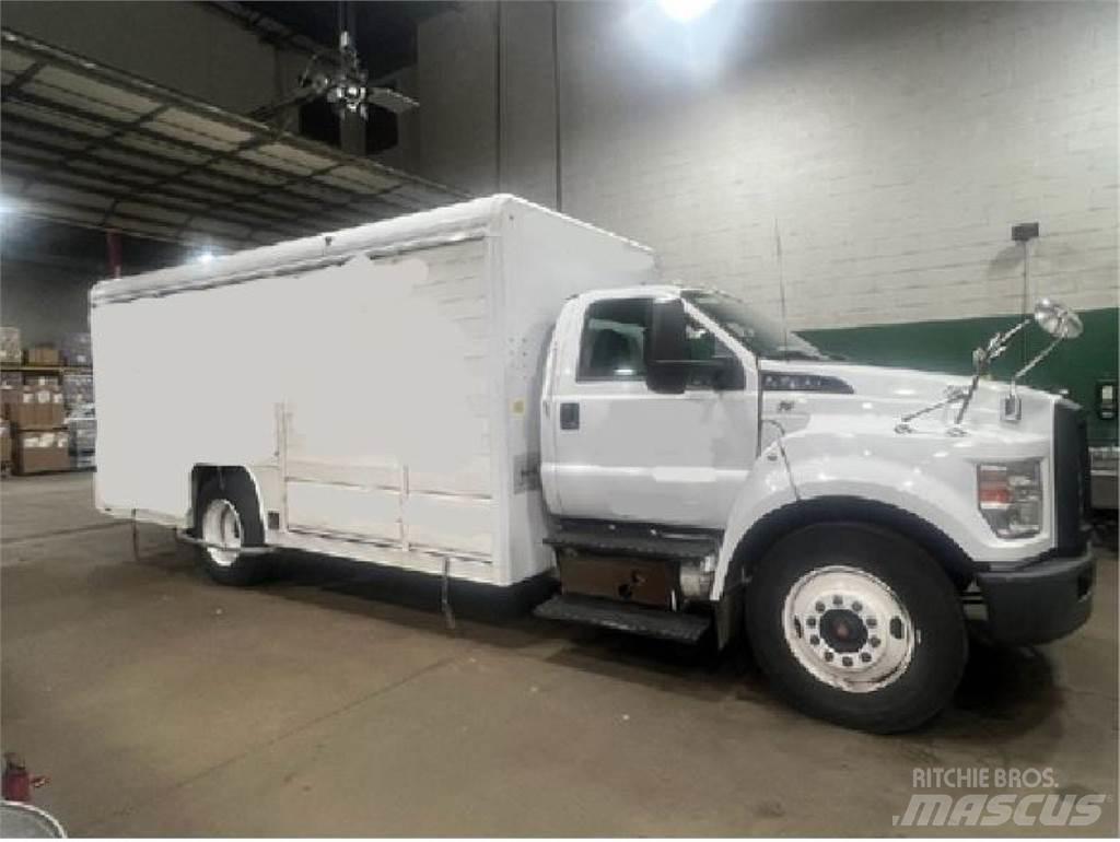 Ford F650 Camiões de entrega de bebidas