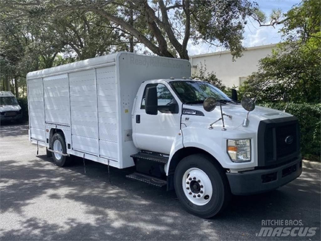 Ford F650 Camiões de entrega de bebidas