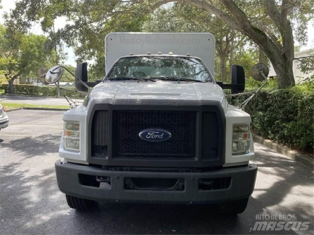 Ford F650 Camiões de entrega de bebidas