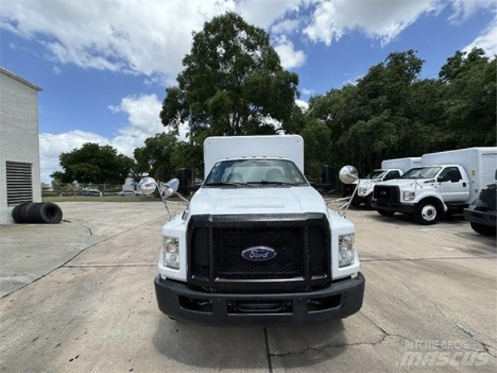 Ford F650 Camiões de entrega de bebidas