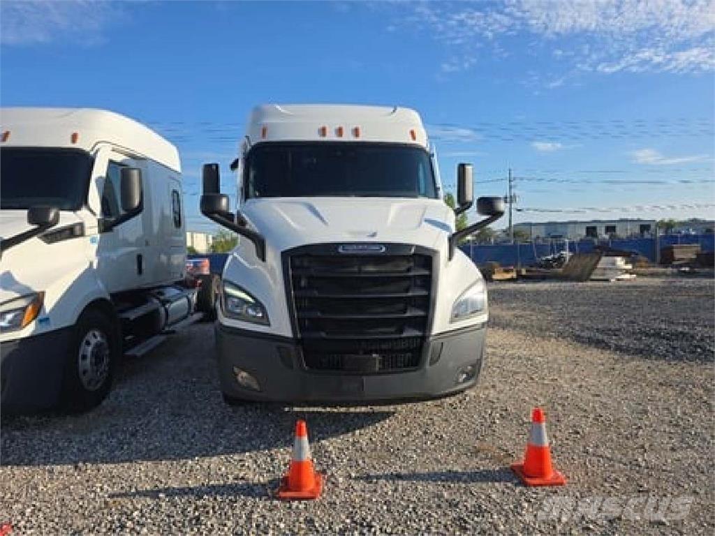 Freightliner CAS116 Cavalos Mecânicos