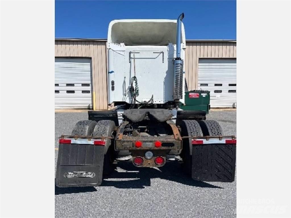 Freightliner CL112G Cavalos Mecânicos